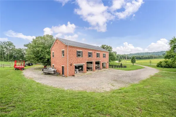 2318 Fleming Rd, Indiana, PA 15701