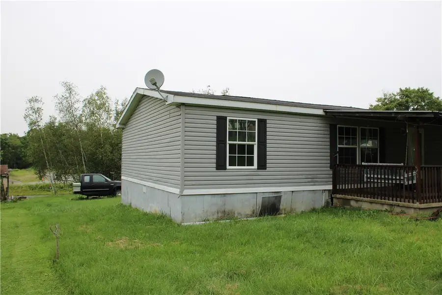 403 Park Dr, Blairsville, PA 15717 - #3