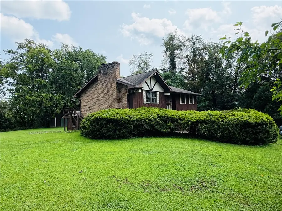 225 E End Rd, Brownsville, PA 15417 - #2