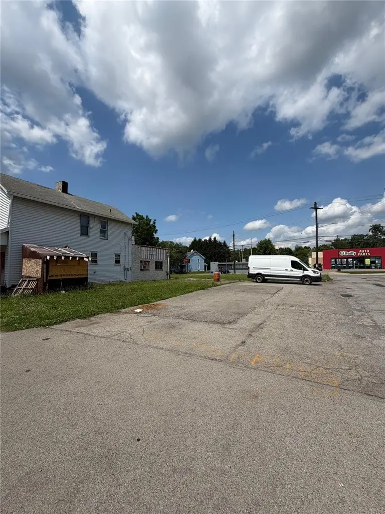 709 West Ave, New Castle, PA 16101 - #3