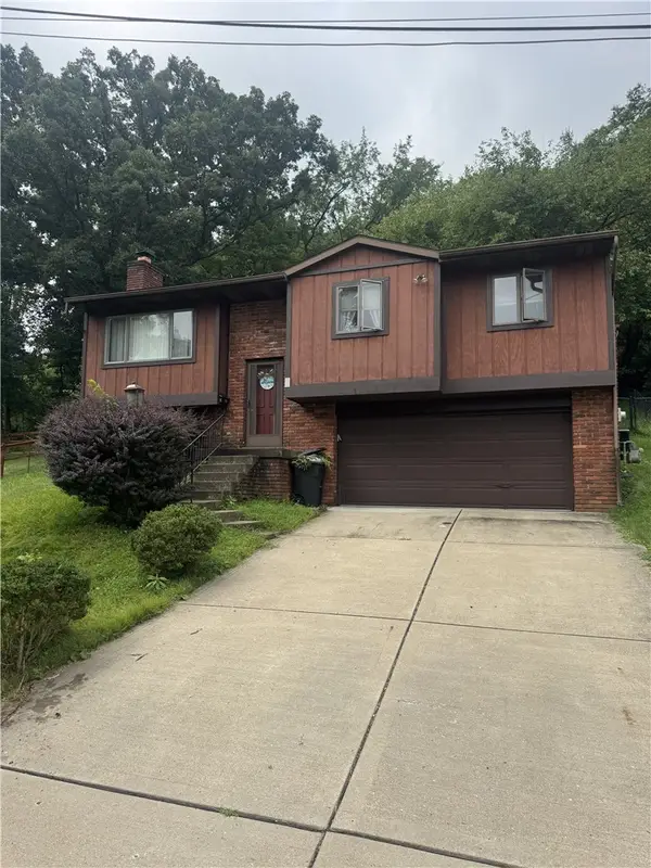 1 Fawcett Cir, Coraopolis, PA 15108