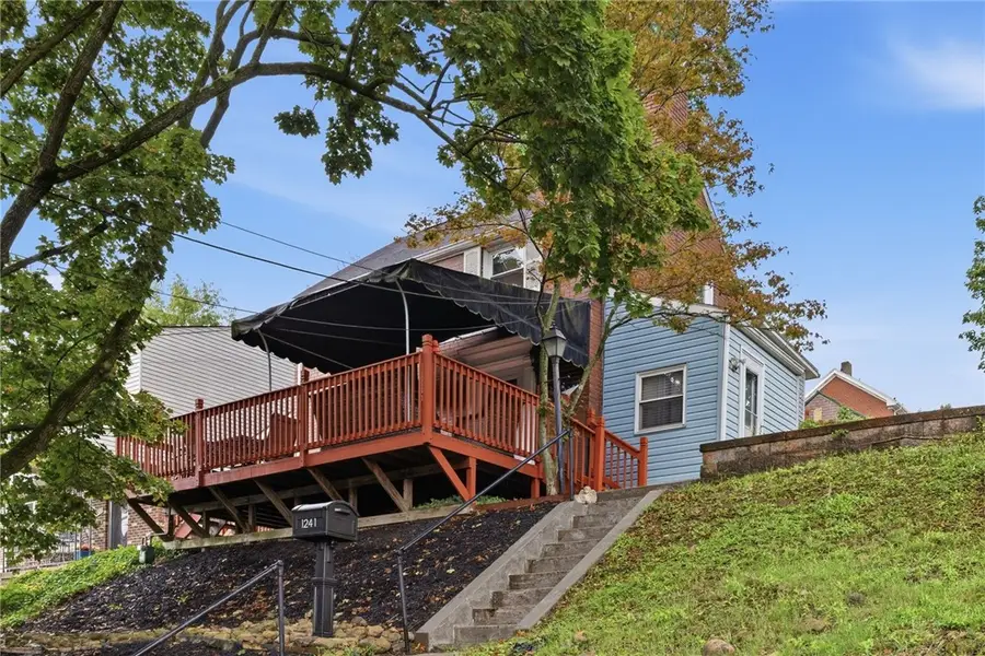1241 Oakglen St, Pittsburgh, PA 15204 - #3