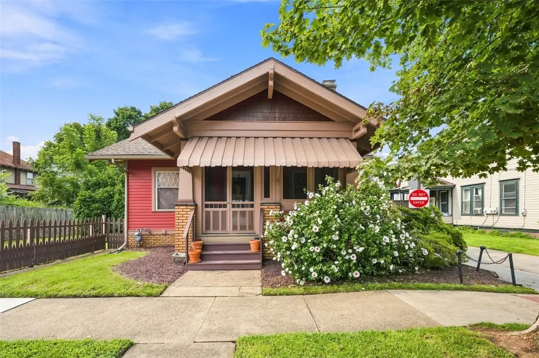 1005 11th St, New Brighton, PA 15066 - #1