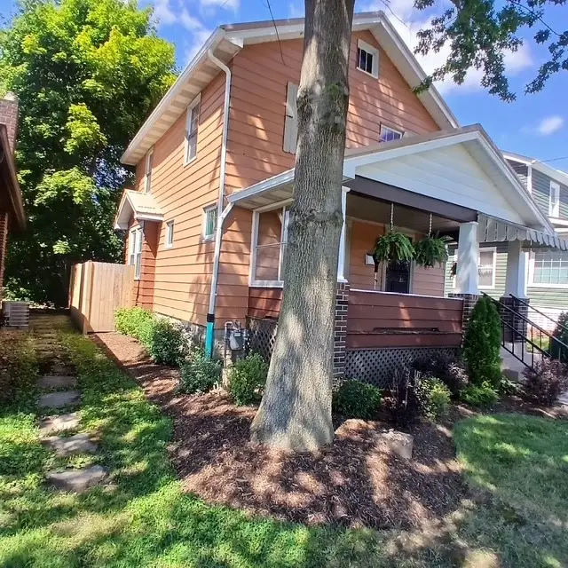110 W Garfield Ave, New Castle, PA 16105 - #2