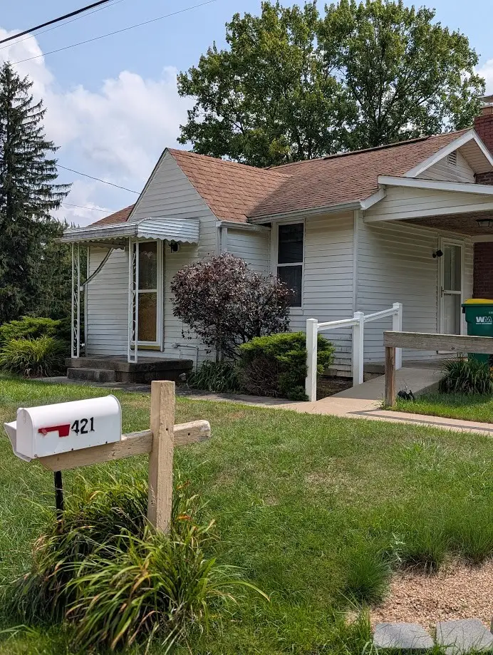421 New Castle, Butler, PA 16001 - #3