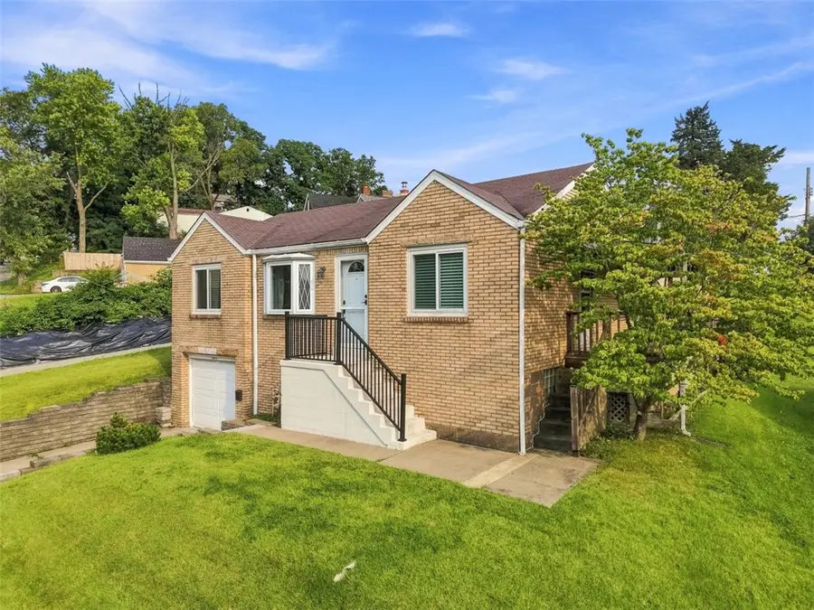 501 Sunnyland Ave, Pittsburgh, PA 15227 - #2