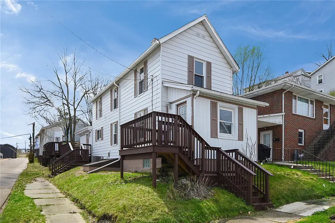 509 Division Avenue, Ellwood City, PA 16117 - #1