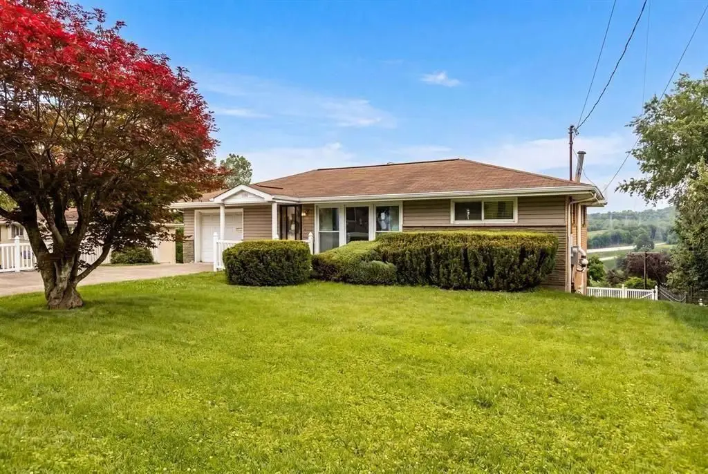 1540 Oneida Dr, Jefferson Hills, PA 15025 - #1