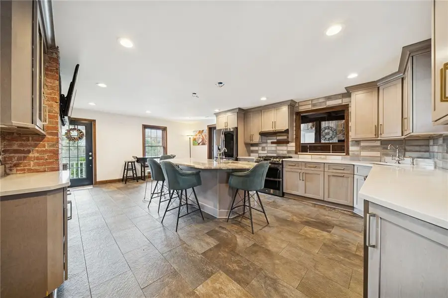 1512 Abers Creek, Pittsburgh, PA 15239 - #2