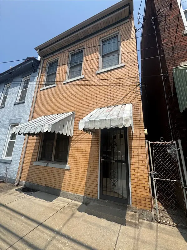 2303 Sarah St, Pittsburgh, PA 15203