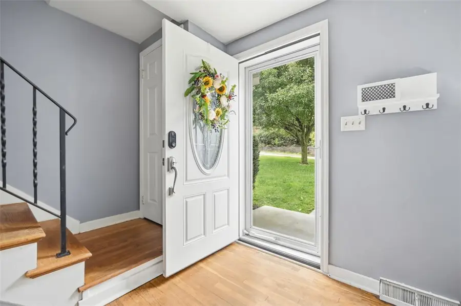 23 Pioneer Avenue, Ross, PA 15229 - #2