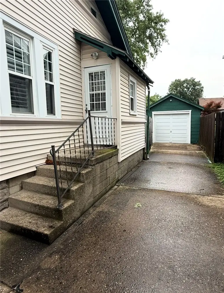 89 Central Ln, Ambridge, PA 15003 - #2