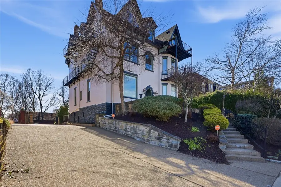 229 Grandview Avenue #3, Pittsburgh, PA 15211 - #3