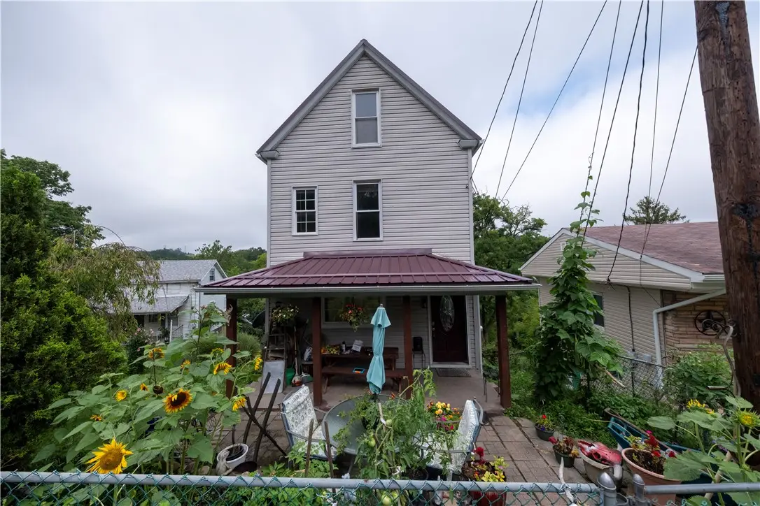 1362 E Maiden St, Washington, PA 15301 - #1