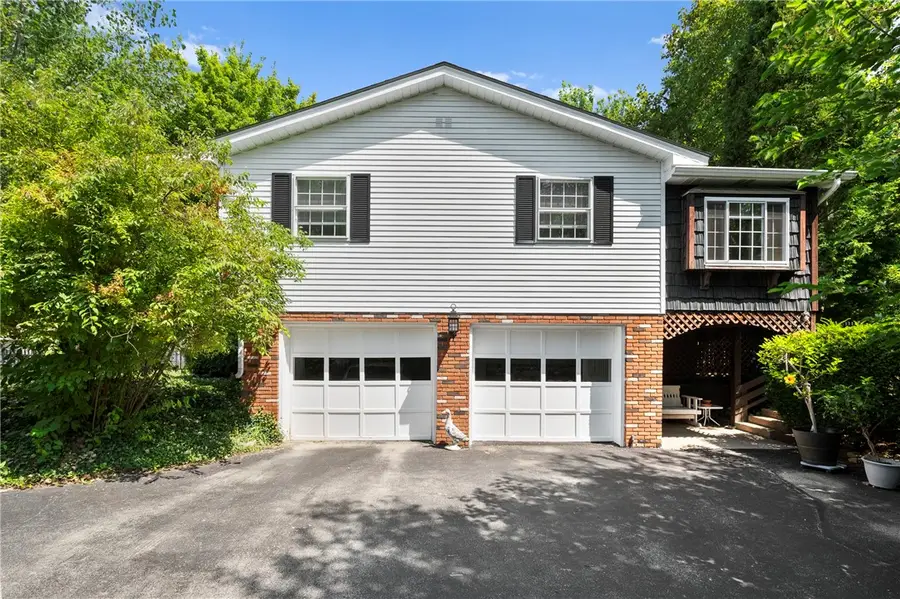 111 Blackwood St, Beaver Falls, PA 15010 - #2