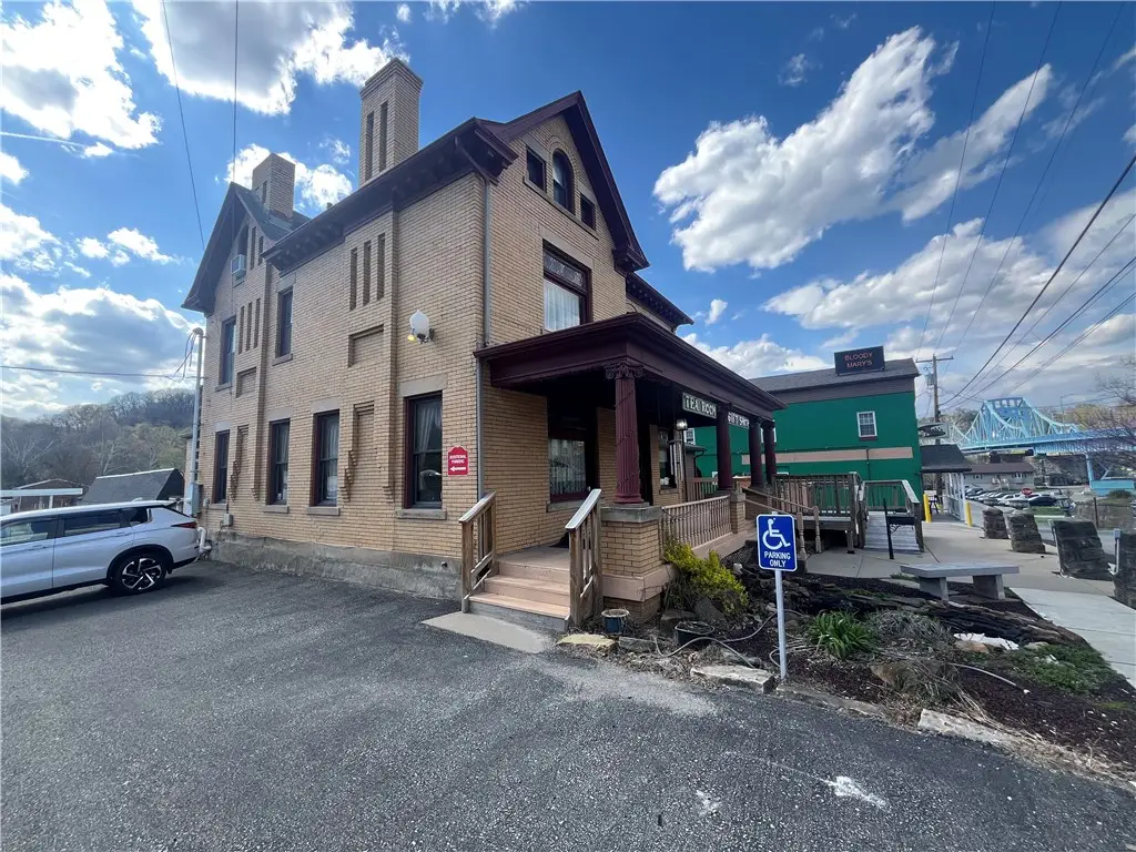 1903 Donner St, McKeesport, PA 15135 - #1