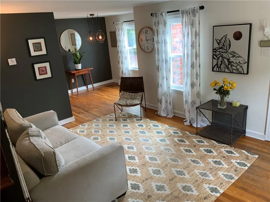 471 S Meadowcroft Avenue, Mount Lebanon, PA 15228 - #2