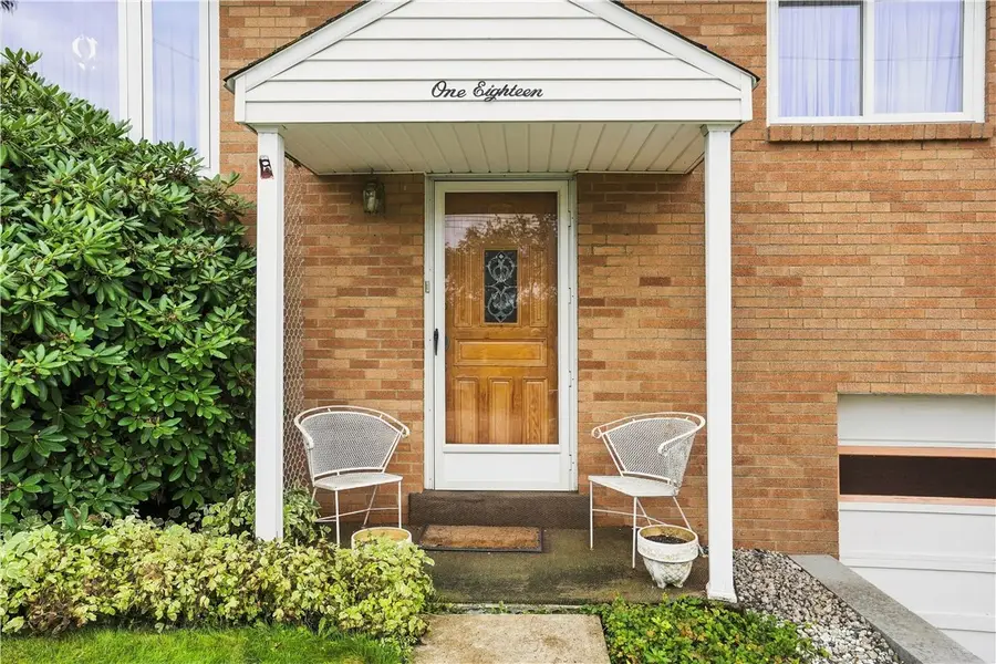 118 Mayer Dr, Oakdale, PA 15071 - #3