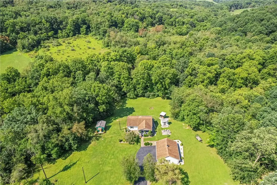 160 Cain Rd, Clinton, PA 15026 - #3