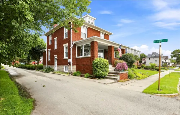 139 E Garrett St, Somerset, PA 15501