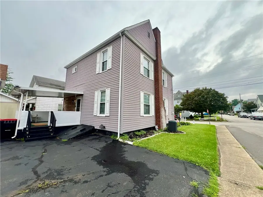 920 Dewey Ave, New Castle, PA 16101 - #3