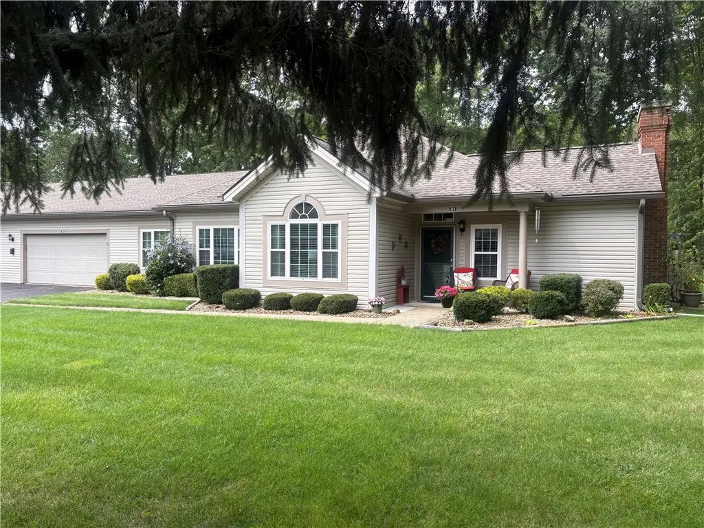 31 Stone Ridge Blvd. #31, Hermitage, PA 16148 - #1