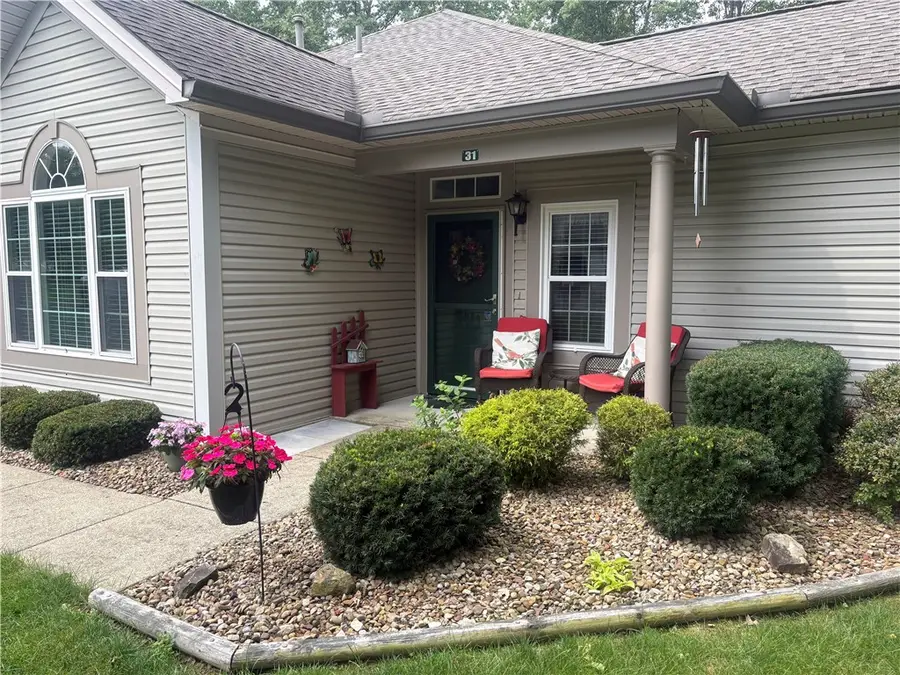 31 Stone Ridge Blvd. #31, Hermitage, PA 16148 - #2