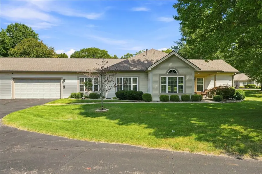85 Stone Ridge Blvd, Hermitage, PA 16148 - #2