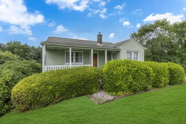 324 Pleasant Drive, Aliquippa, PA 15001