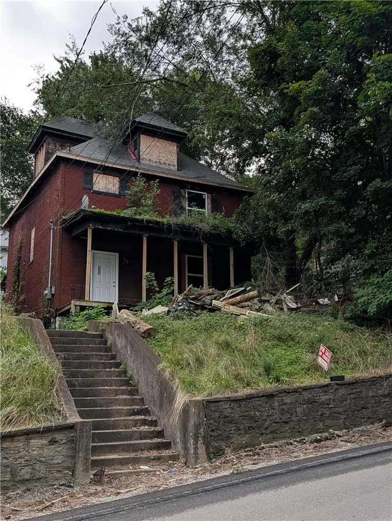 355 High St, Brownsville, PA 15417 - #1