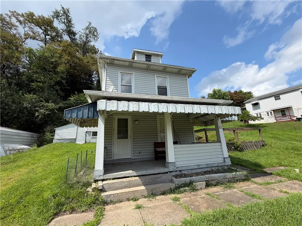 22 Virginia Ave, Charleroi, PA 15022 - #1