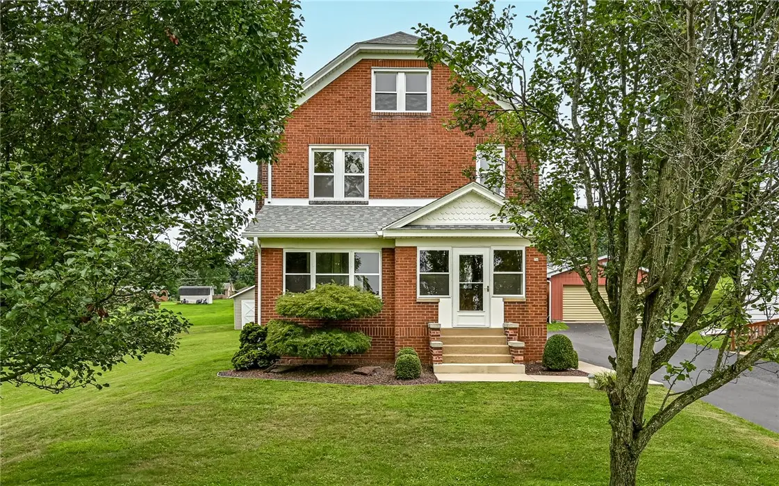 26 Overlook Ln, Bessemer, PA 16112 - #1