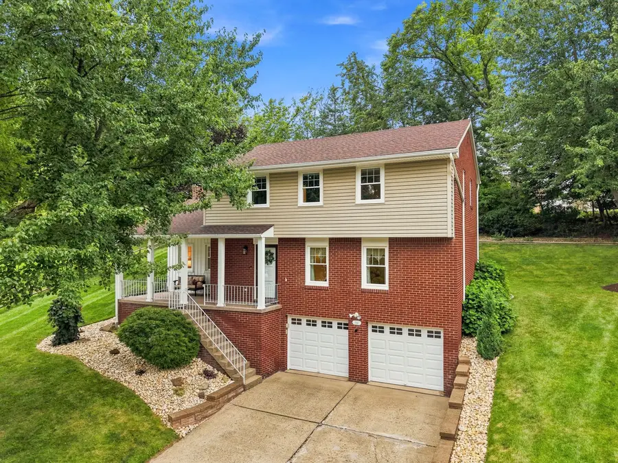 104 Oxbridge Drive, Coraopolis, PA 15108 - #2