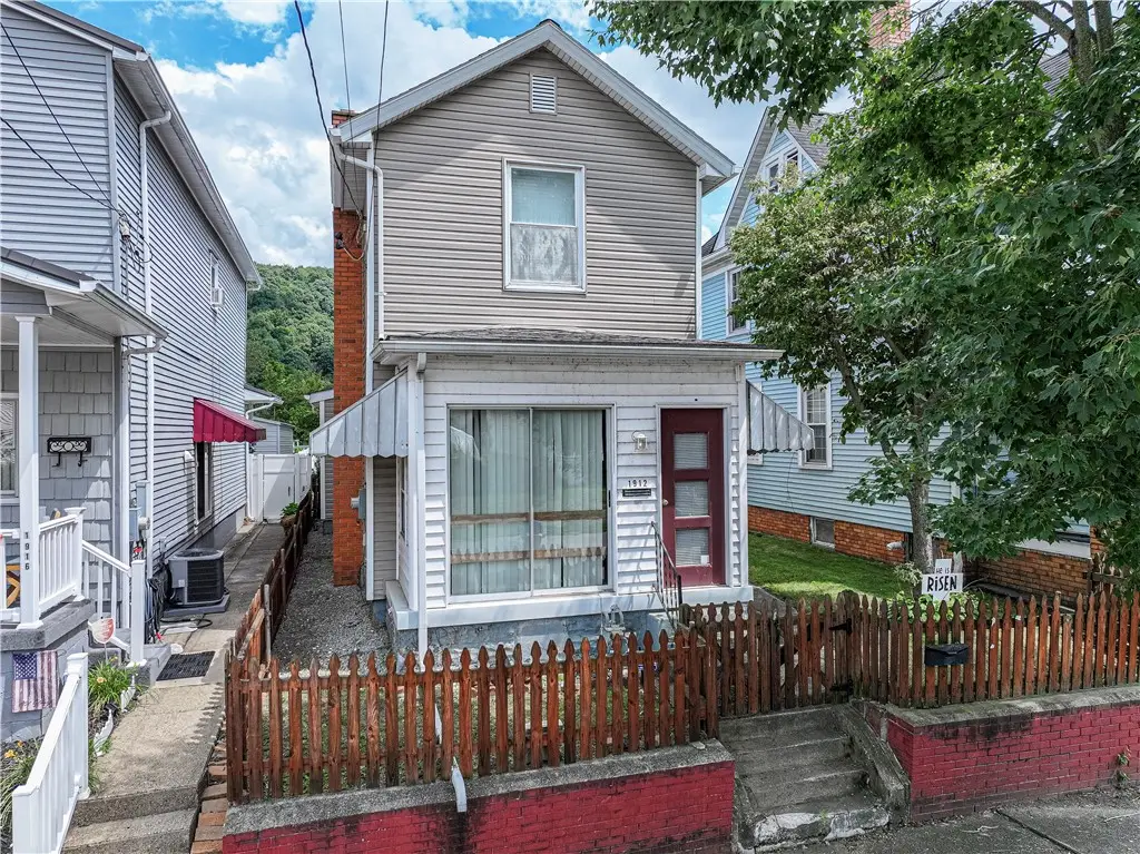 1912 4th Ave, Beaver Falls, PA 15010 - #1