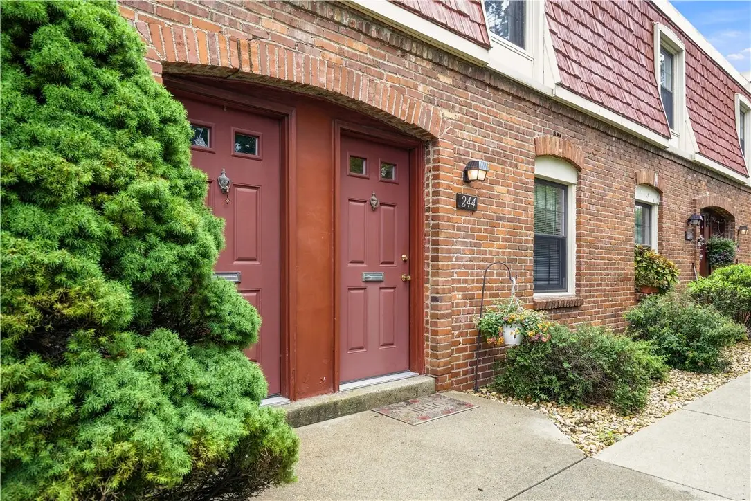 244 Colony Ct, Pittsburgh, PA 15205 - #1