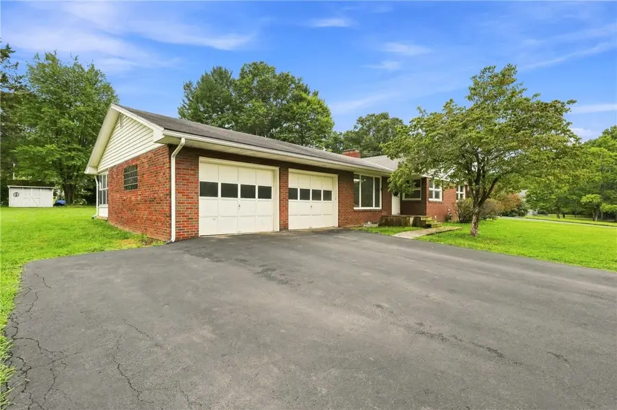 460 Collier Rd, Mercer, PA 16137 - #2