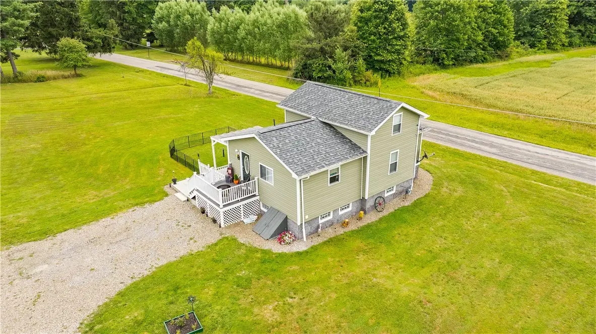 1509 S Darby Rd, Hermitage, PA 16148 - #1