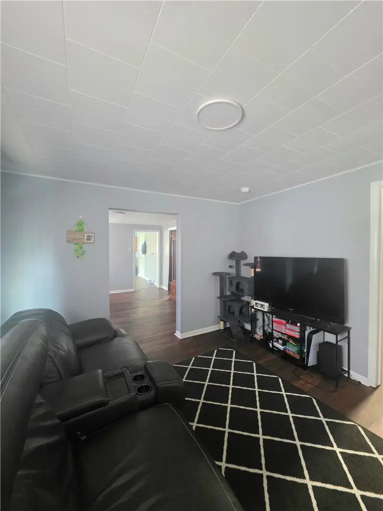 408 Pearl St, Manorville, PA 16238 - #2