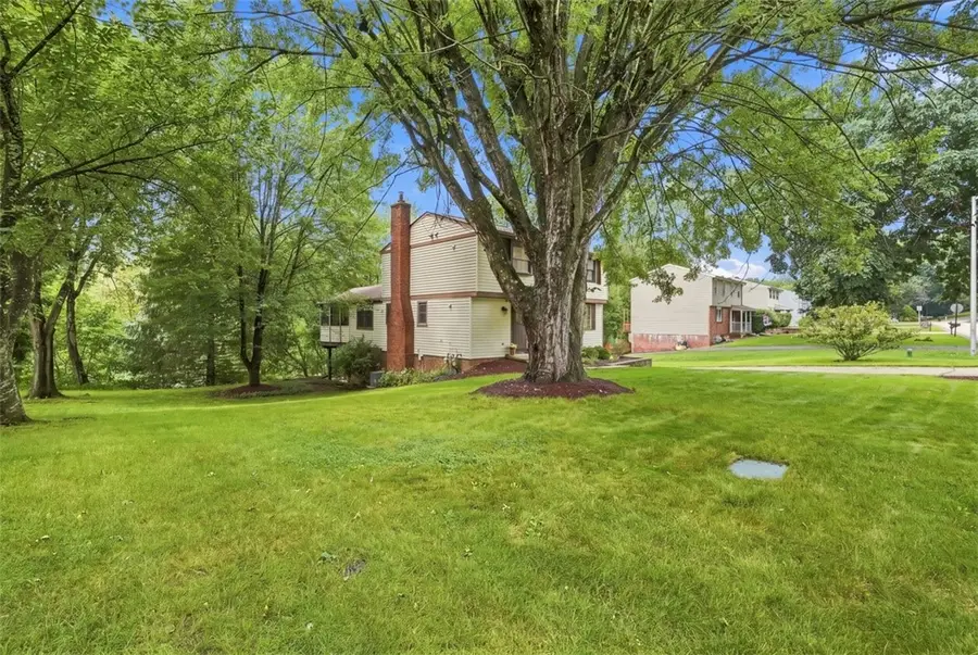 1852 Wallace, South Park, PA 15129 - #2