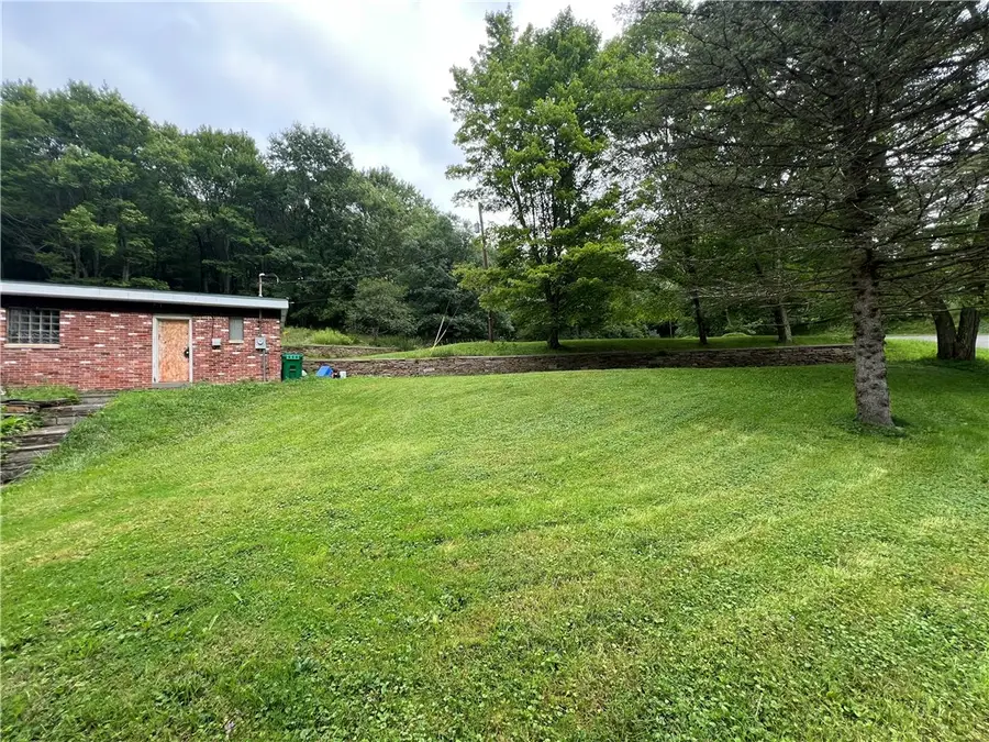 196 Rimp Rd, Butler, PA 16002 - #3