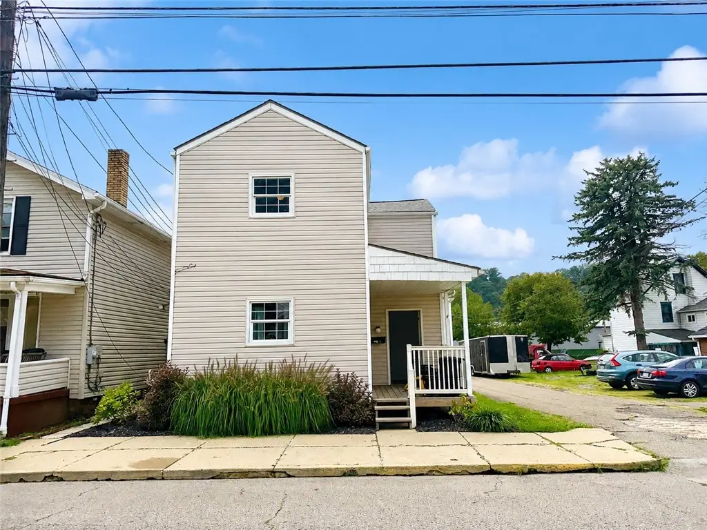 718 6th Ave, New Brighton, PA 15066 - #1