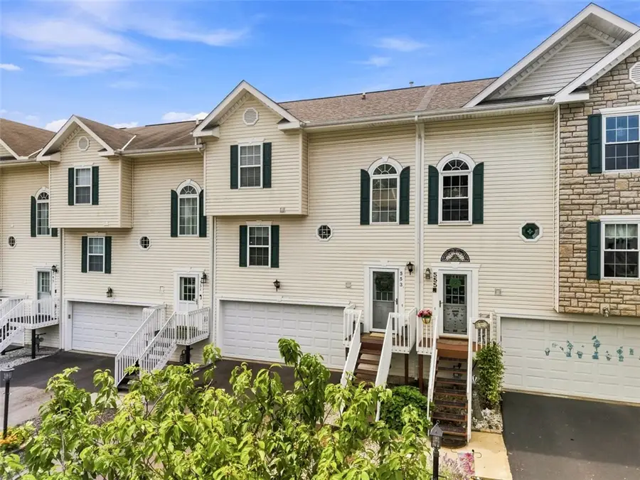 553 Ten Point Ln, Cranberry, PA 16066 - #2