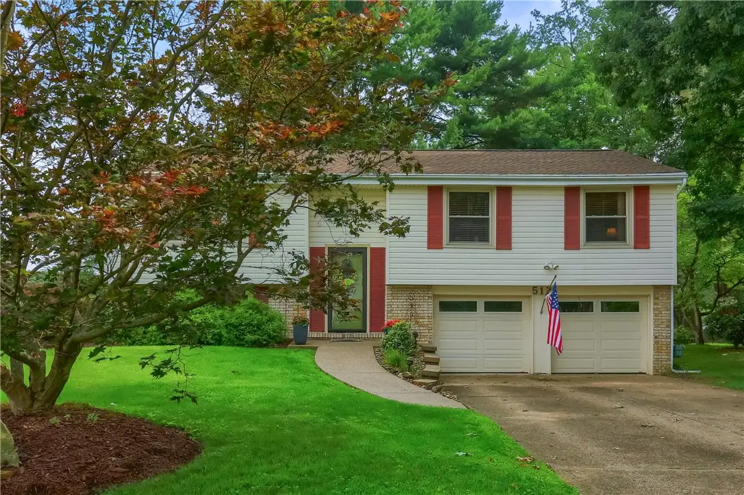 512 Greenwood Drive Ext, Cranberry, PA 16066 - #1