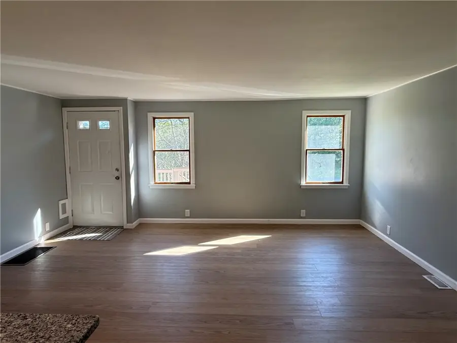 1285 Old Pulaski Rd, New Castle, PA 16105 - #2