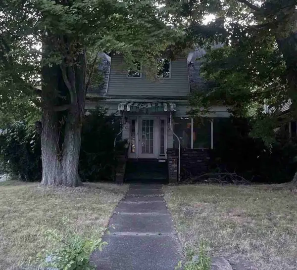 724 N Main, Meadville, PA 15721