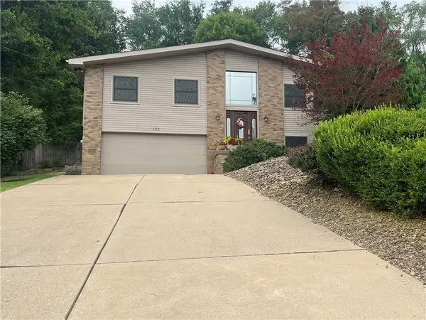 143 Edgewater Dr, Monaca, PA 15061