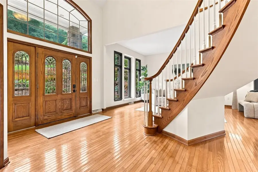4305 Michel Ct, Murrysville, PA 15668 - #2
