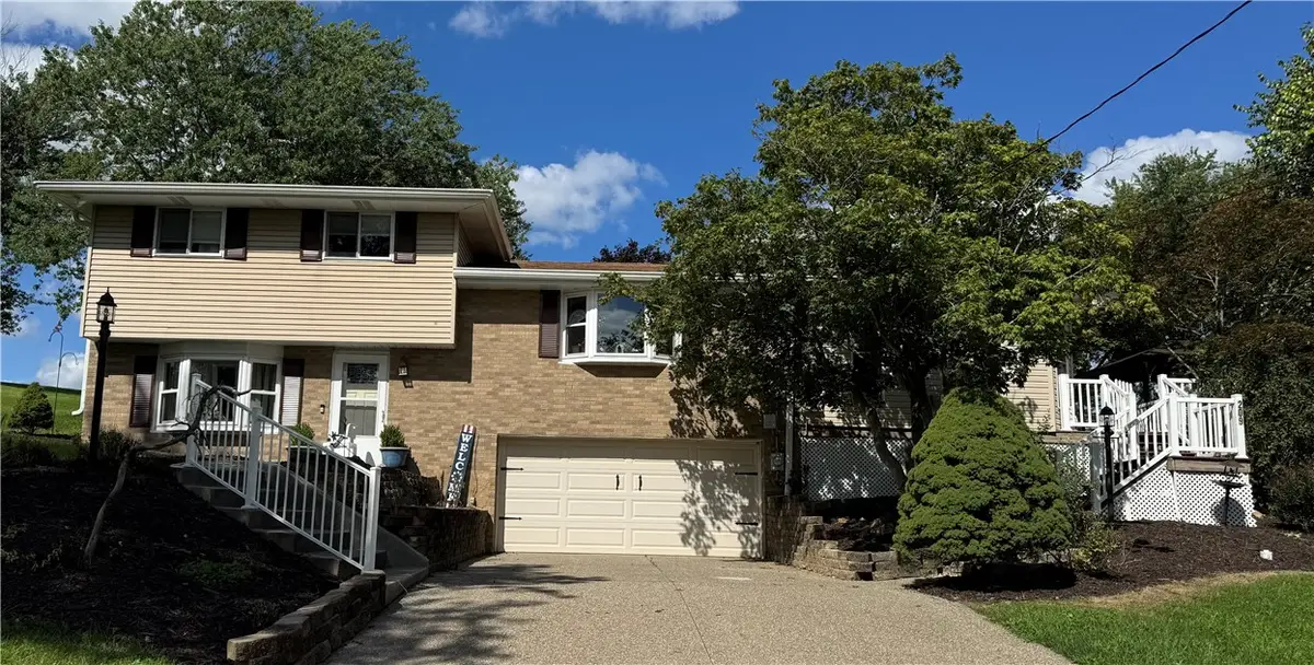 209 Malone Ridge Rd, Washington, PA 15301 - #1