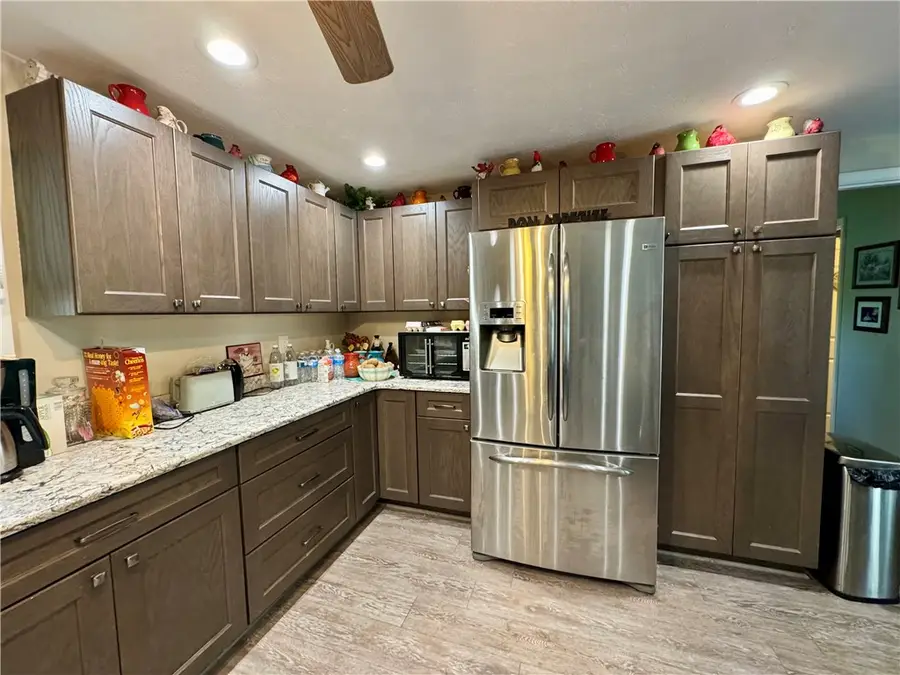 209 Malone Ridge Rd, Washington, PA 15301 - #3