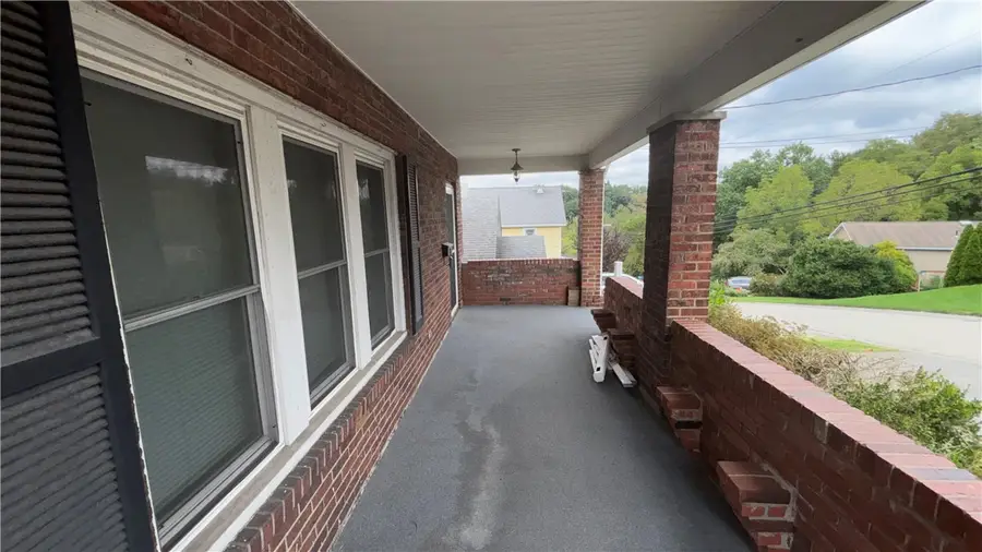 10410 Madison Ave, North Huntingdon, PA 15642 - #3